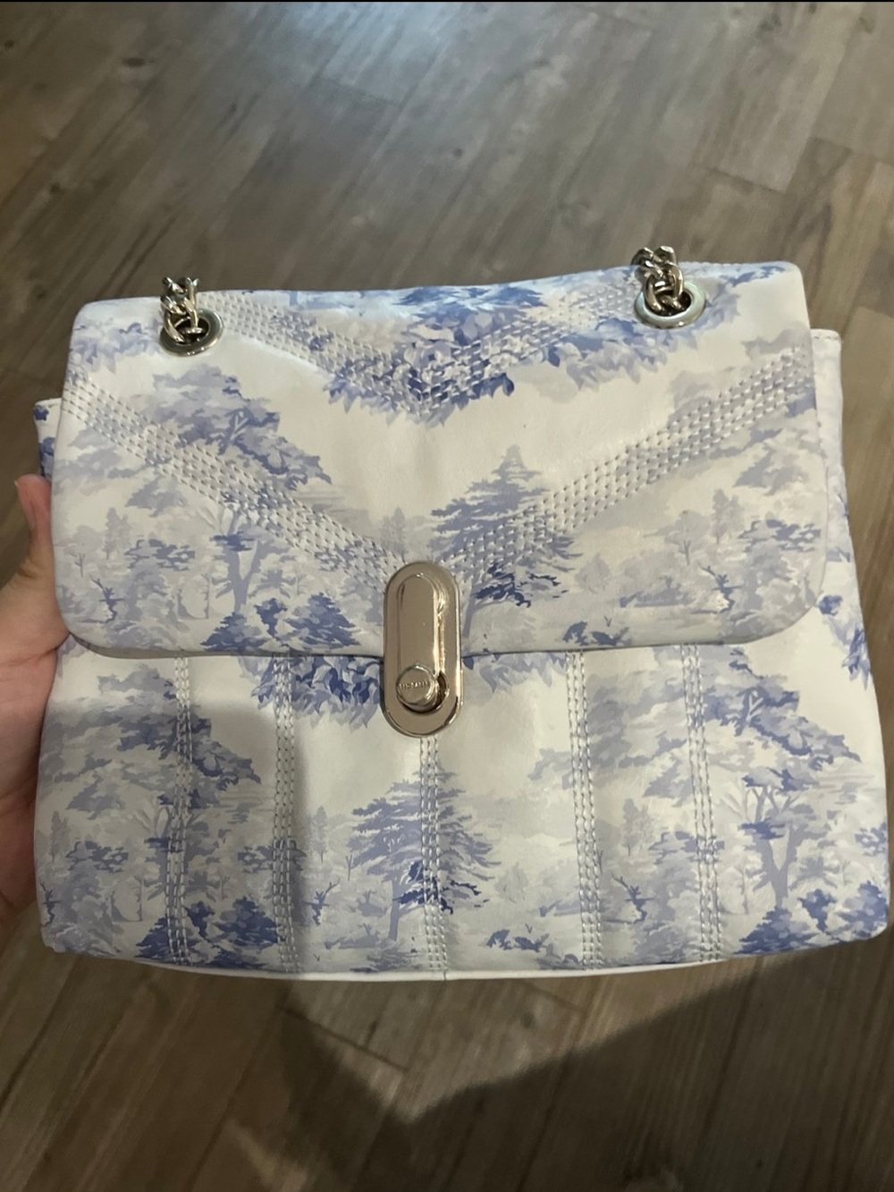 Ted Baker leather Women’s White and Light Blue Floral Quilted Shoulder Bag